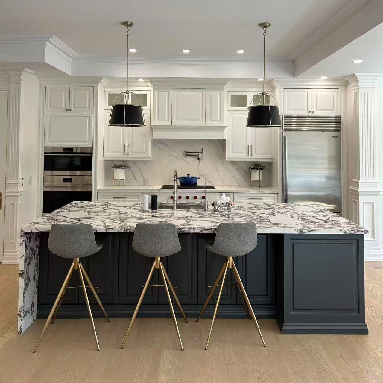 Calacatta Viola-Kitchen sland