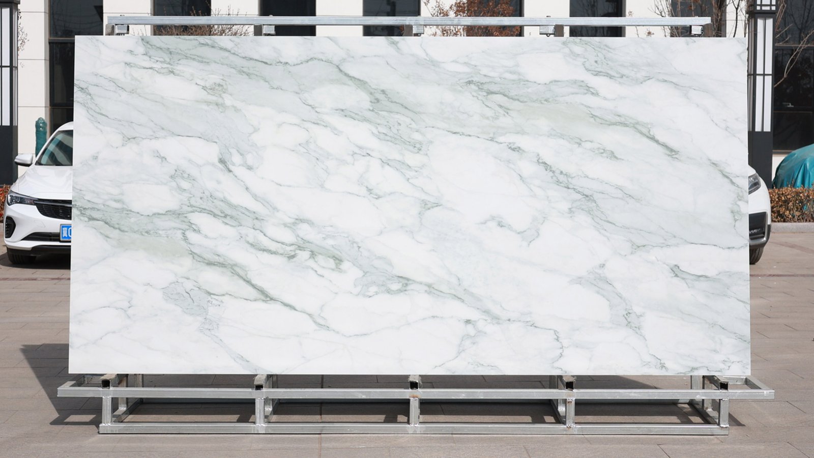 Calacatta Verde slab photo