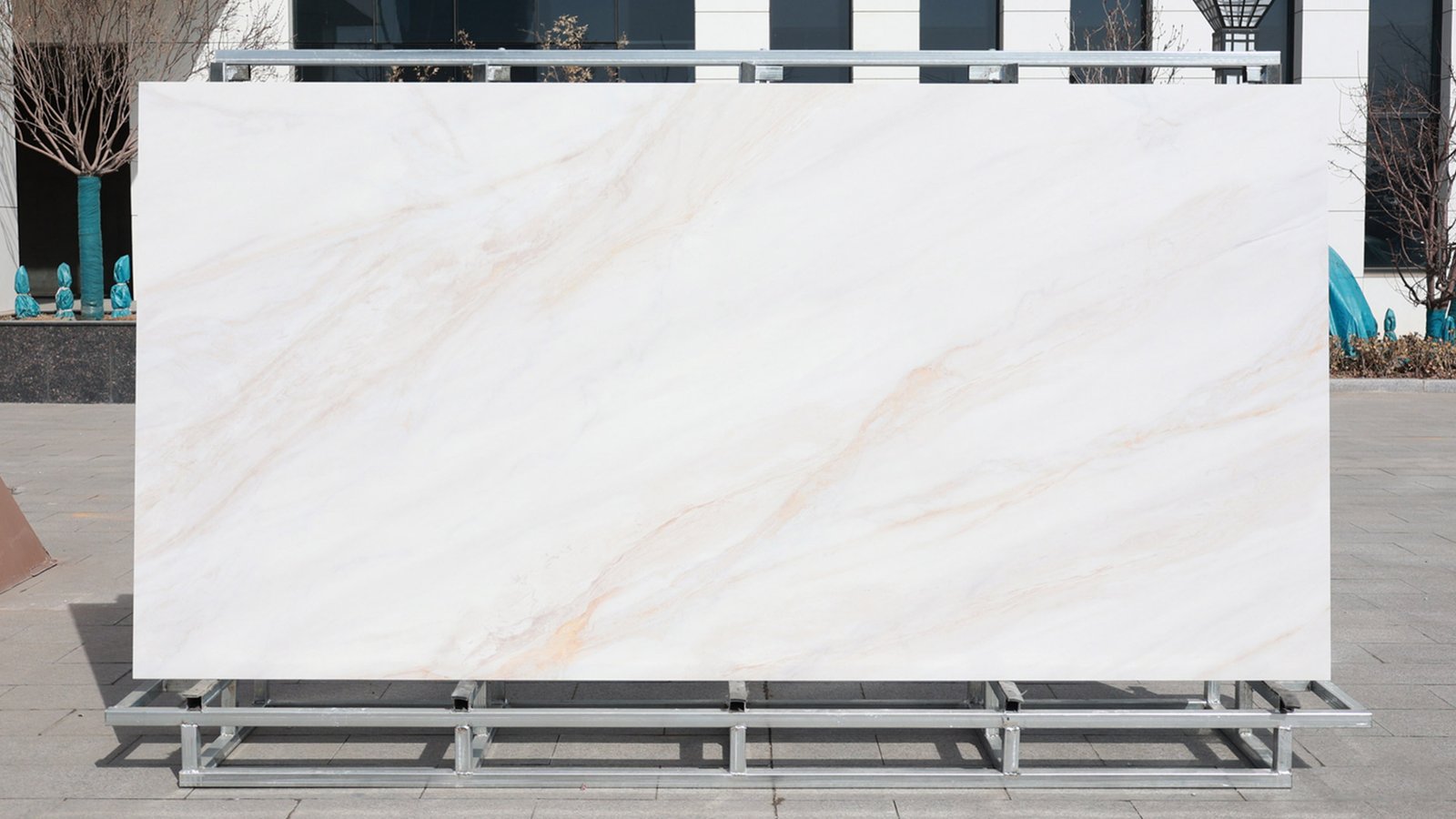 Fusion White slab photo