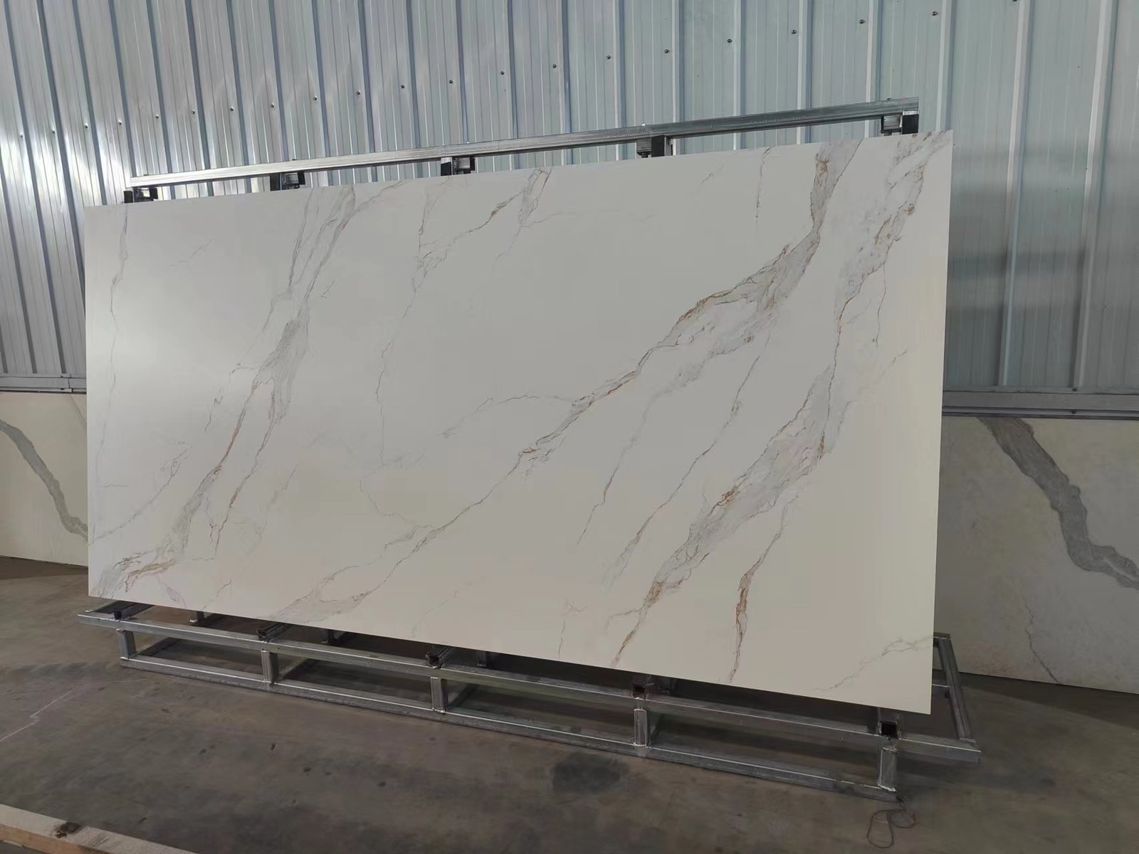 Cardenaskin – Polished Slab Photos