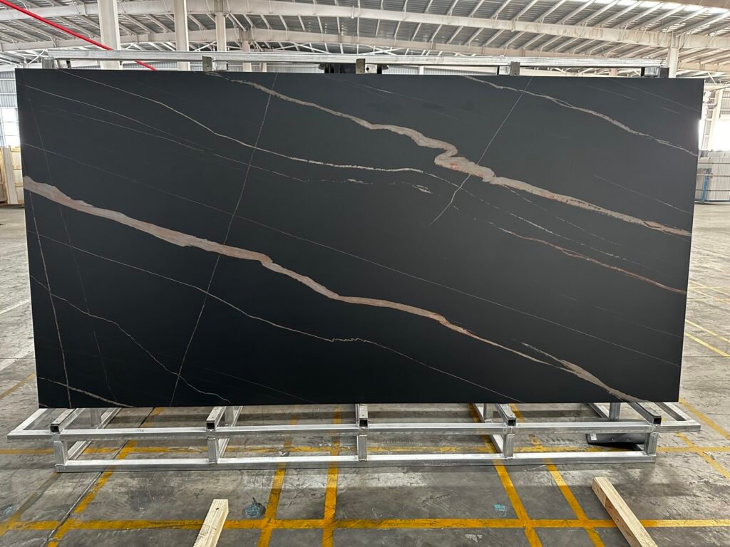 Helen Gold 12mm Sintered Stone