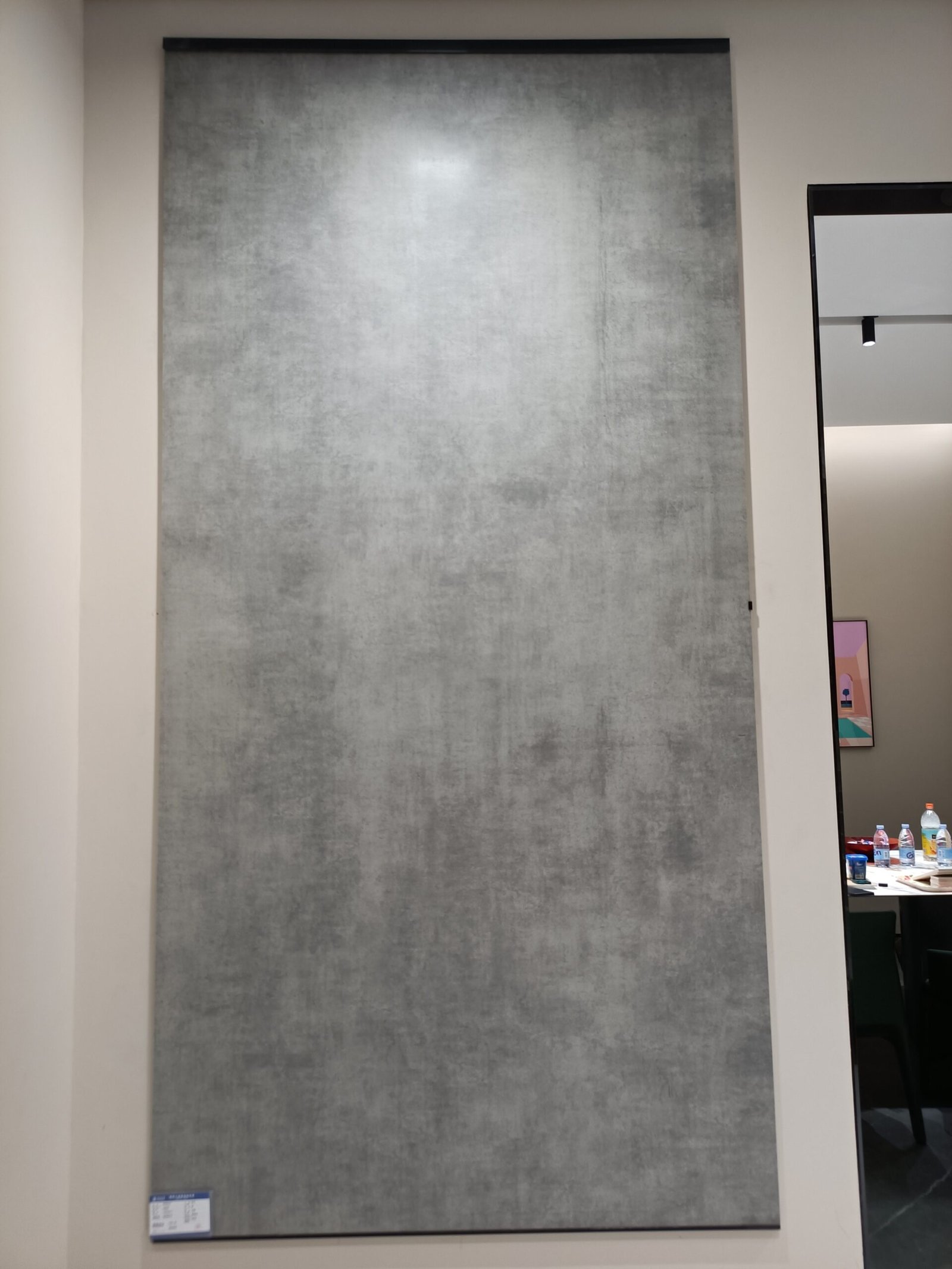 Saloran Grey Detail Images